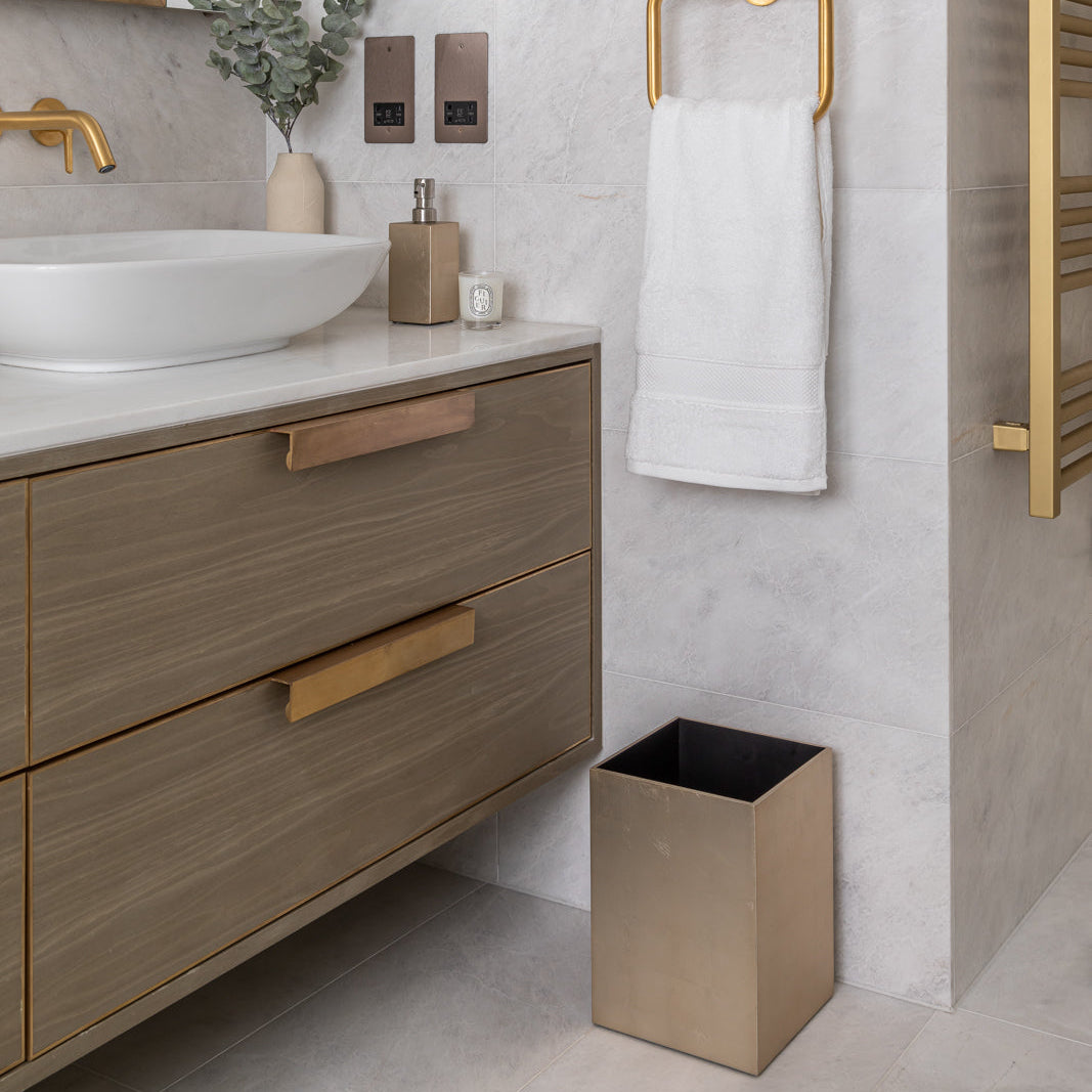 Kensington Luxury Bathroom Waste Basket – Champagne Silver Leaf