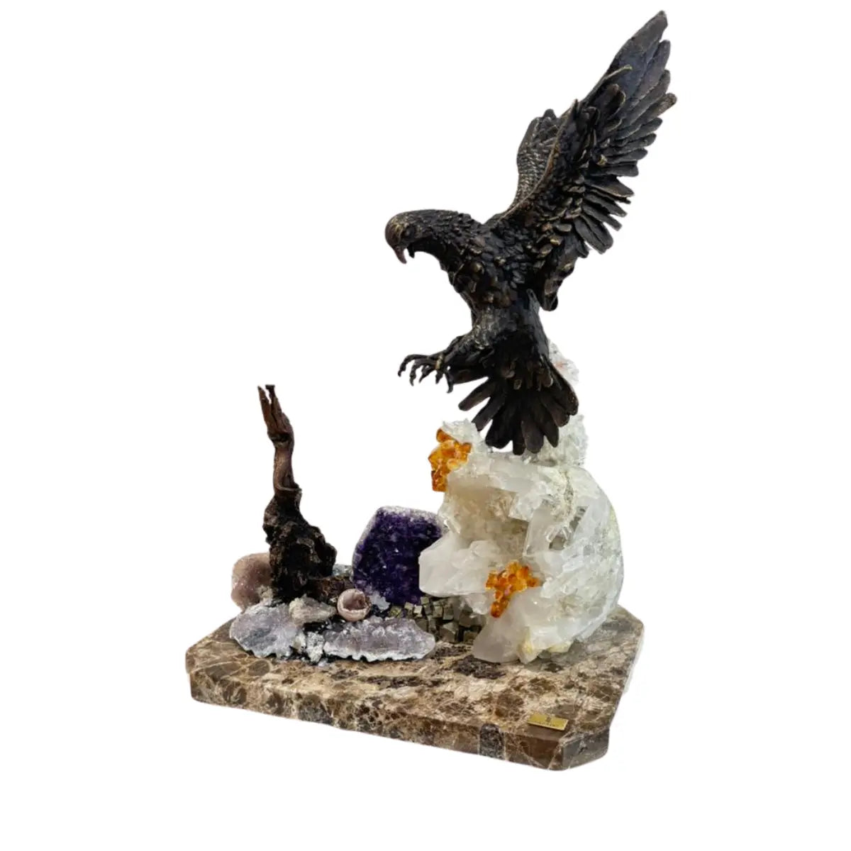 تمثال نسر بالبرونز والكريستالات الطبيعية – تحفة فنية فاخرة