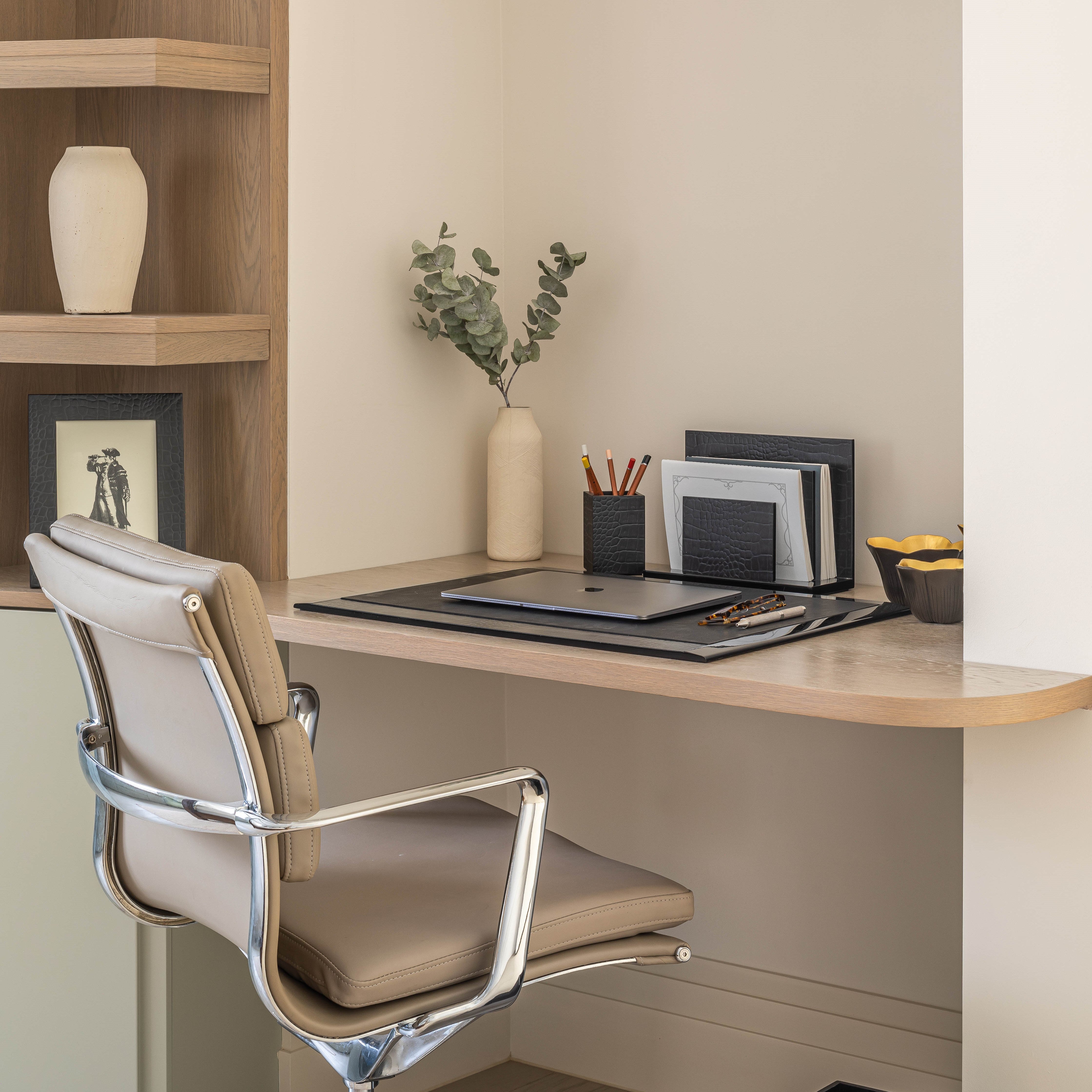 Chelsea Luxury Desk Pad – Croc Noir