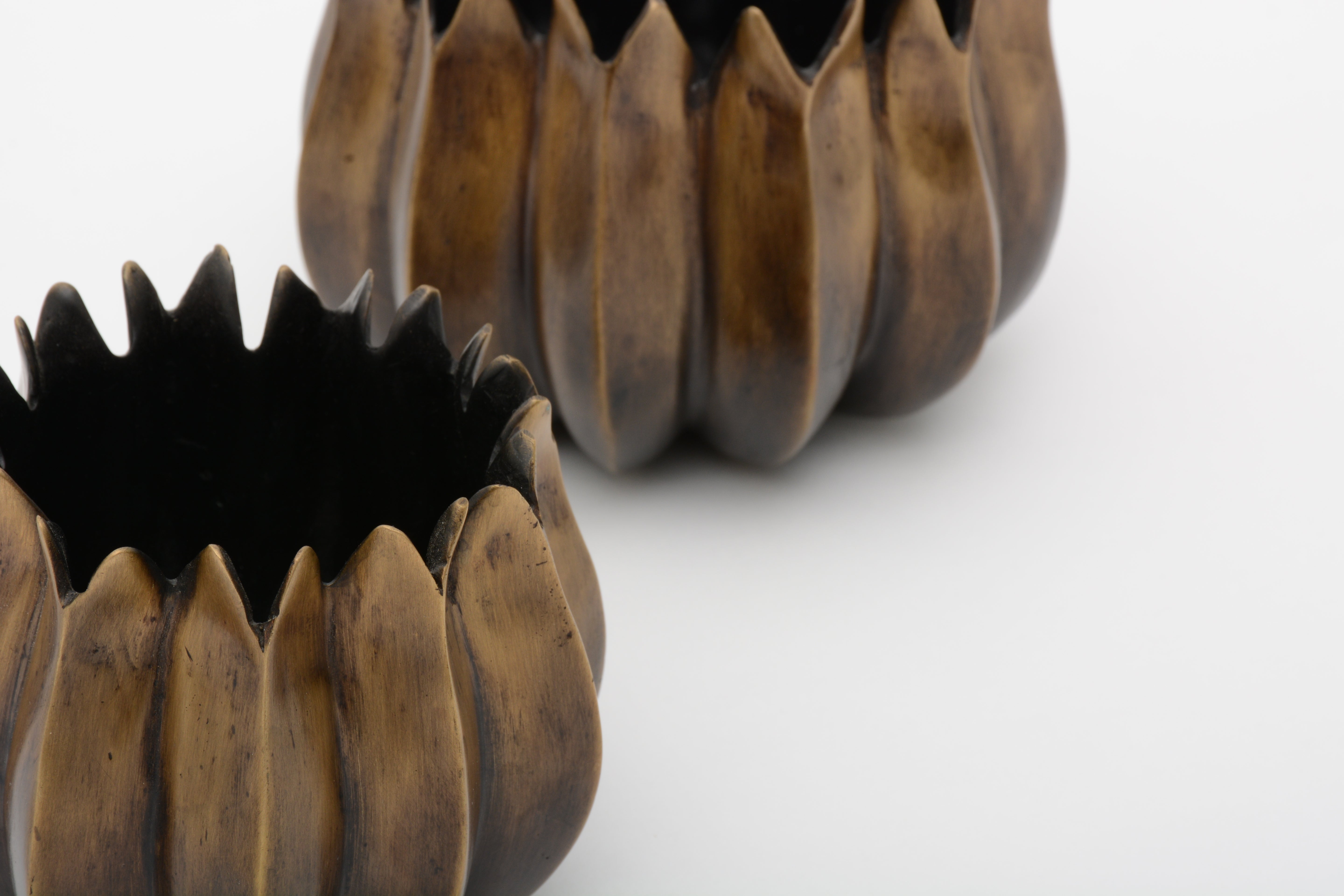 Haru Luxury Table Bowl – Antique Bronze