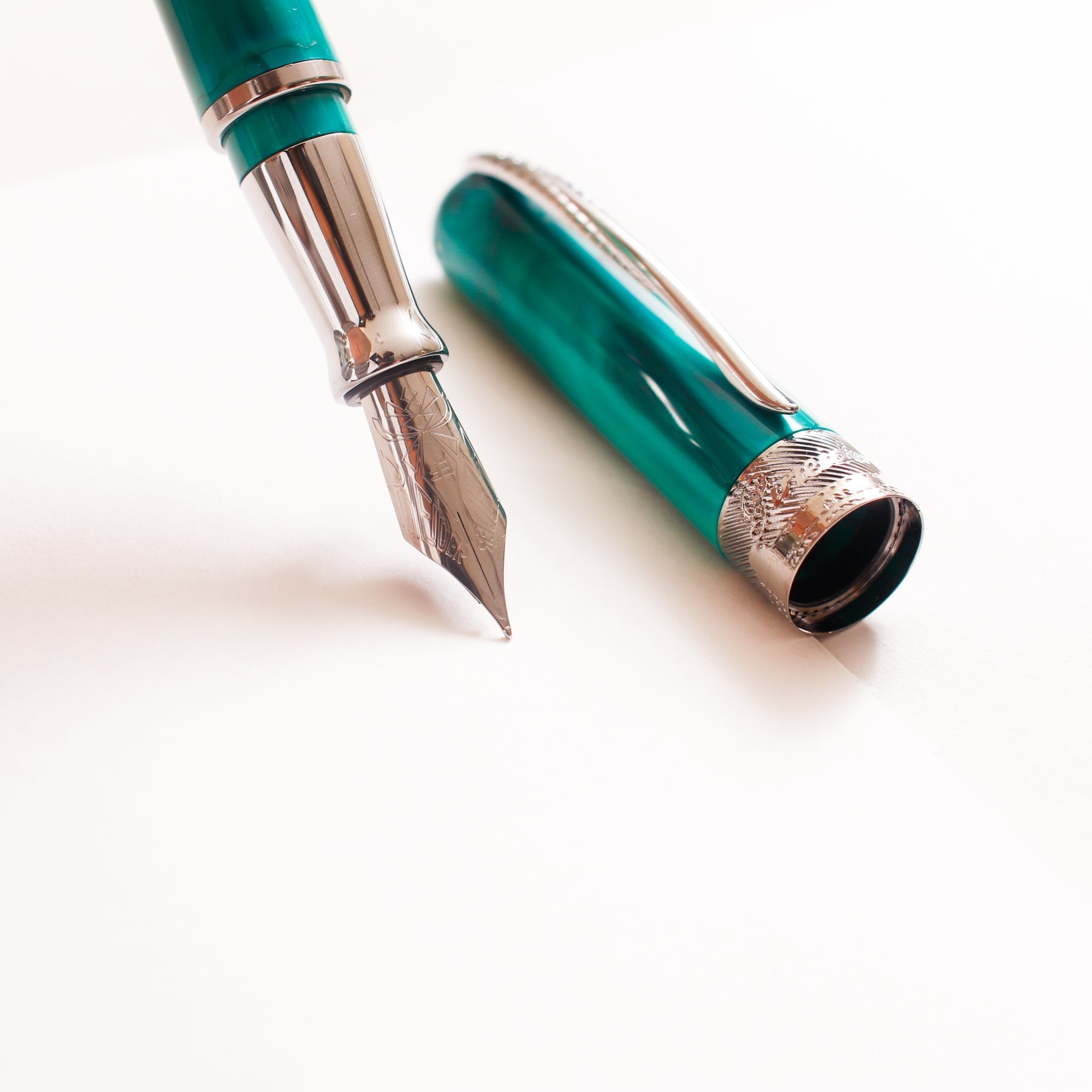 Avatar UR Fountain Pen - LAZADO