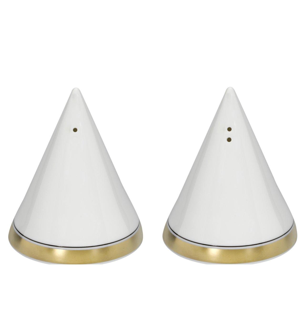 Salt and pepper Set - DOMO GOLD Serving Plate Set