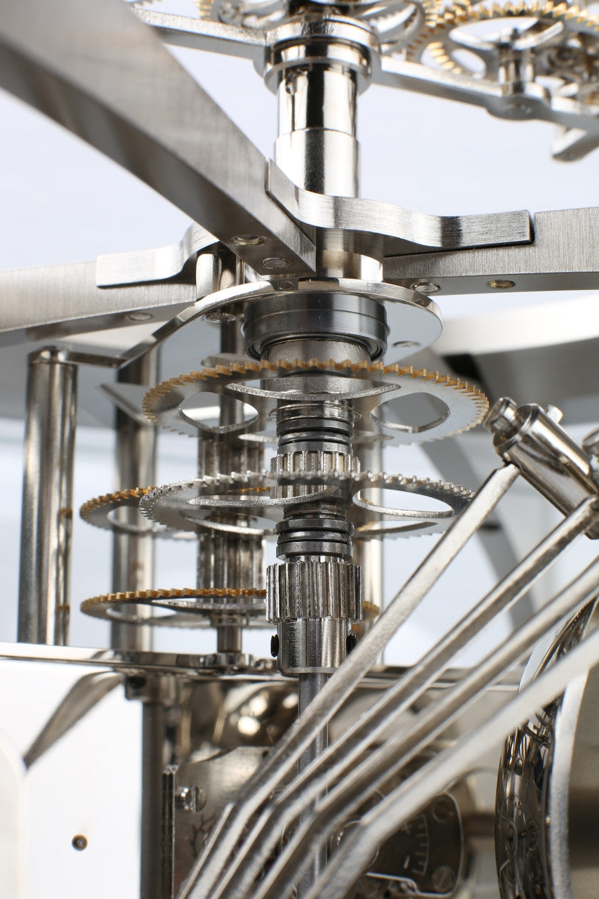 ساعة هيرمل الحديثة - لمسة نهائية من النيكل