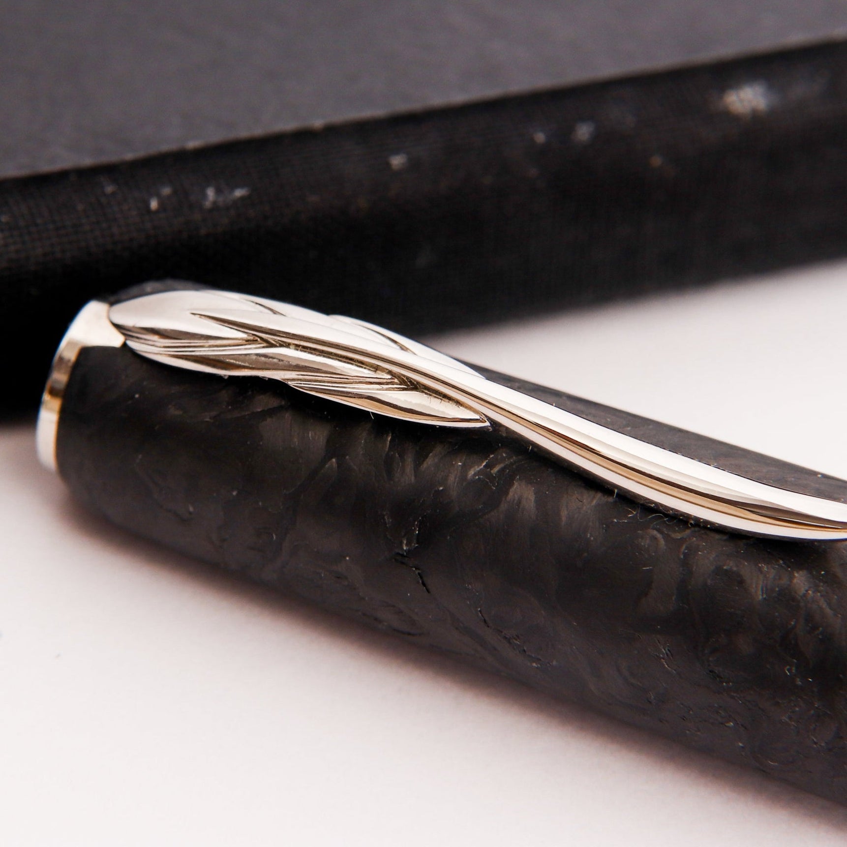 La Grande Bellezza Forged Carbon Fountain Pen - LAZADO