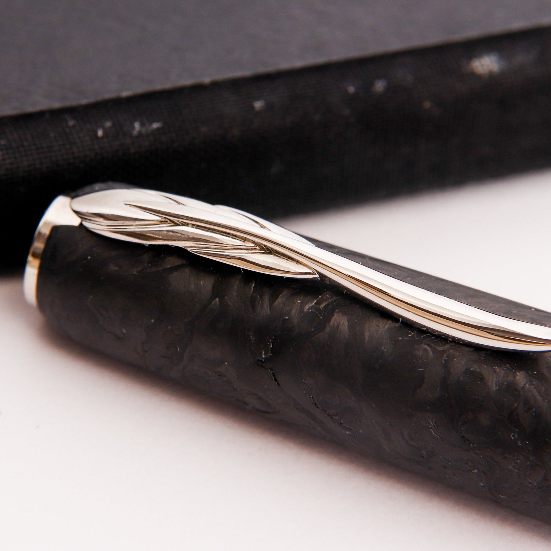 La Grande Bellezza Forged Carbon Fountain Pen - LAZADO