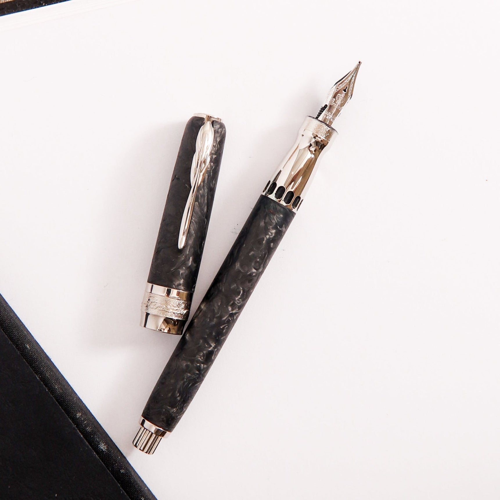 La Grande Bellezza Forged Carbon Fountain Pen - LAZADO