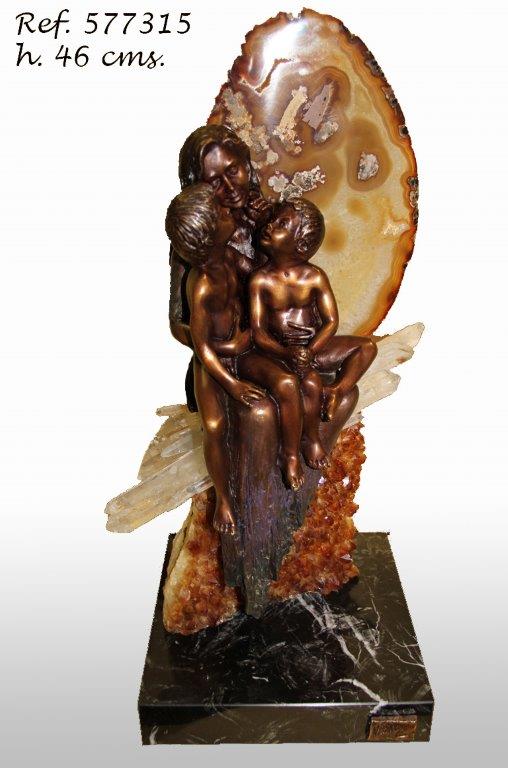 Maternity - Human sculpture with precious stones by Ebano - Alternate Angle