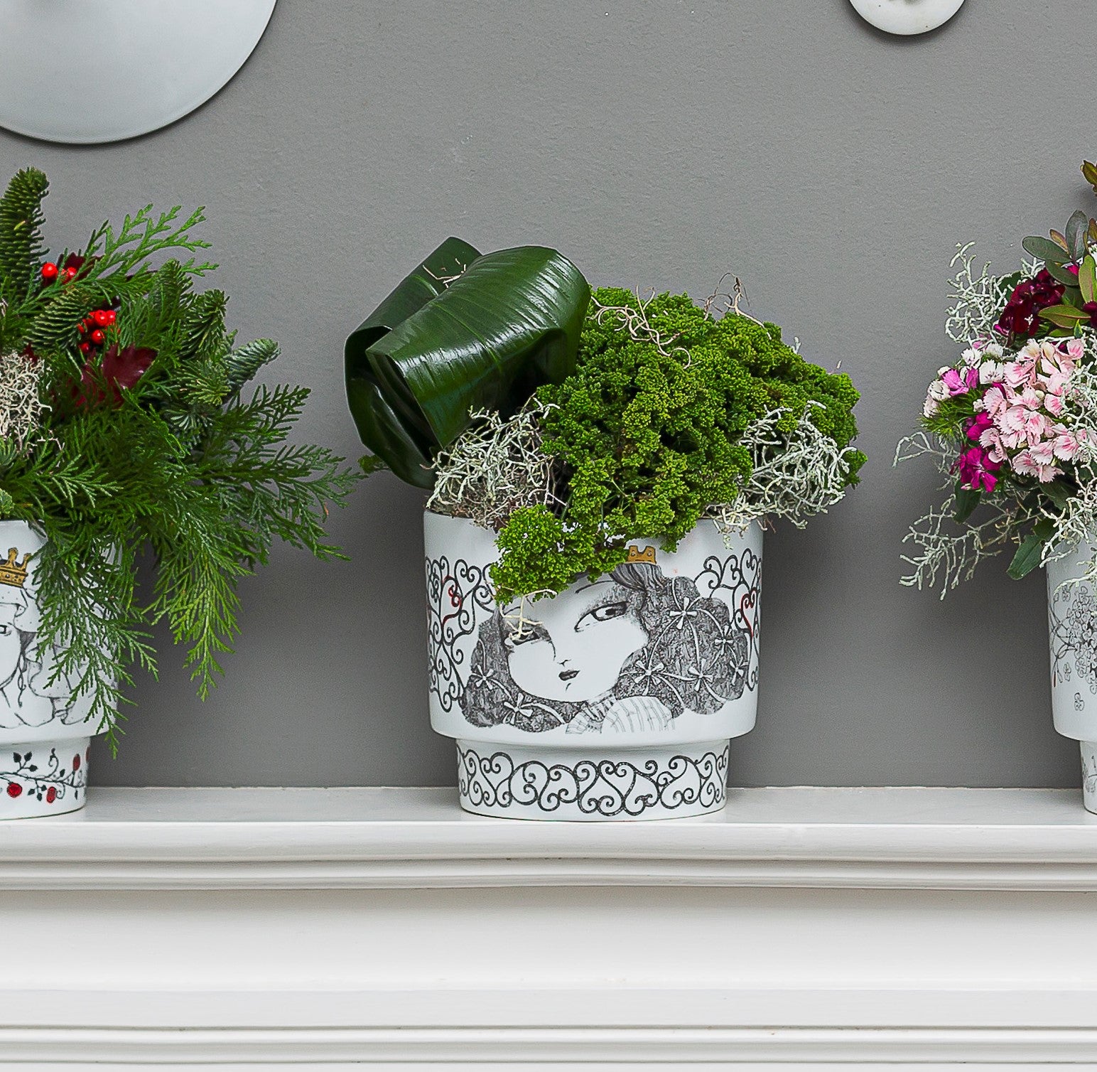 Rainhas de Portugal - Vase Rainha Ines de Castro - LAZADO