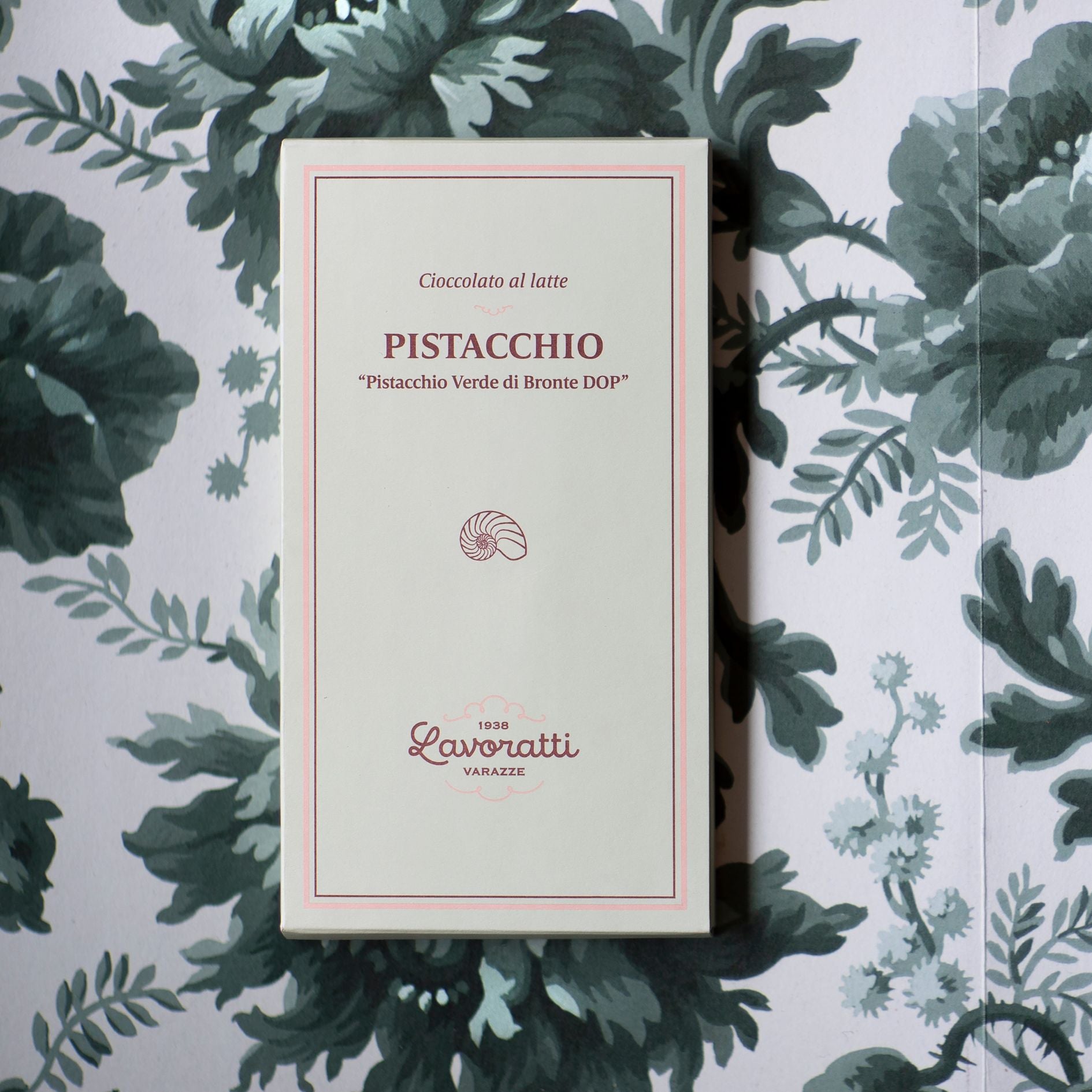 لوح شوكولاتة بالحليب والفستق من برونتي