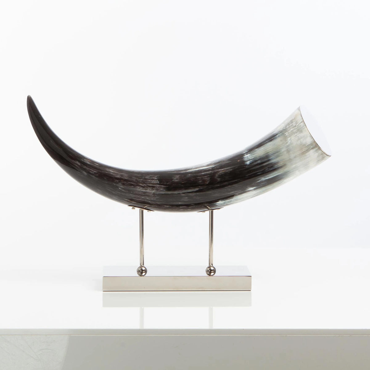 Horizontal Natural Horn Decor on Nickel-Plated Base by Petri Firenze - Main View
