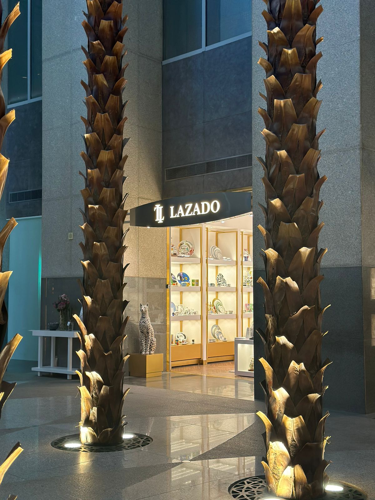 Kingdom Tower showroom