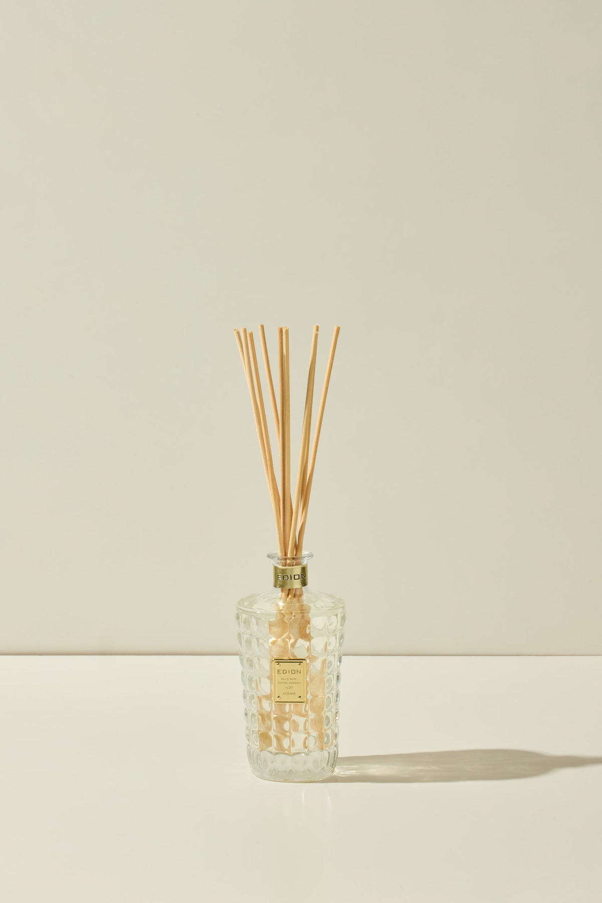 27 COTTON HARMONY DIFFUSER by EDION - Close-up
