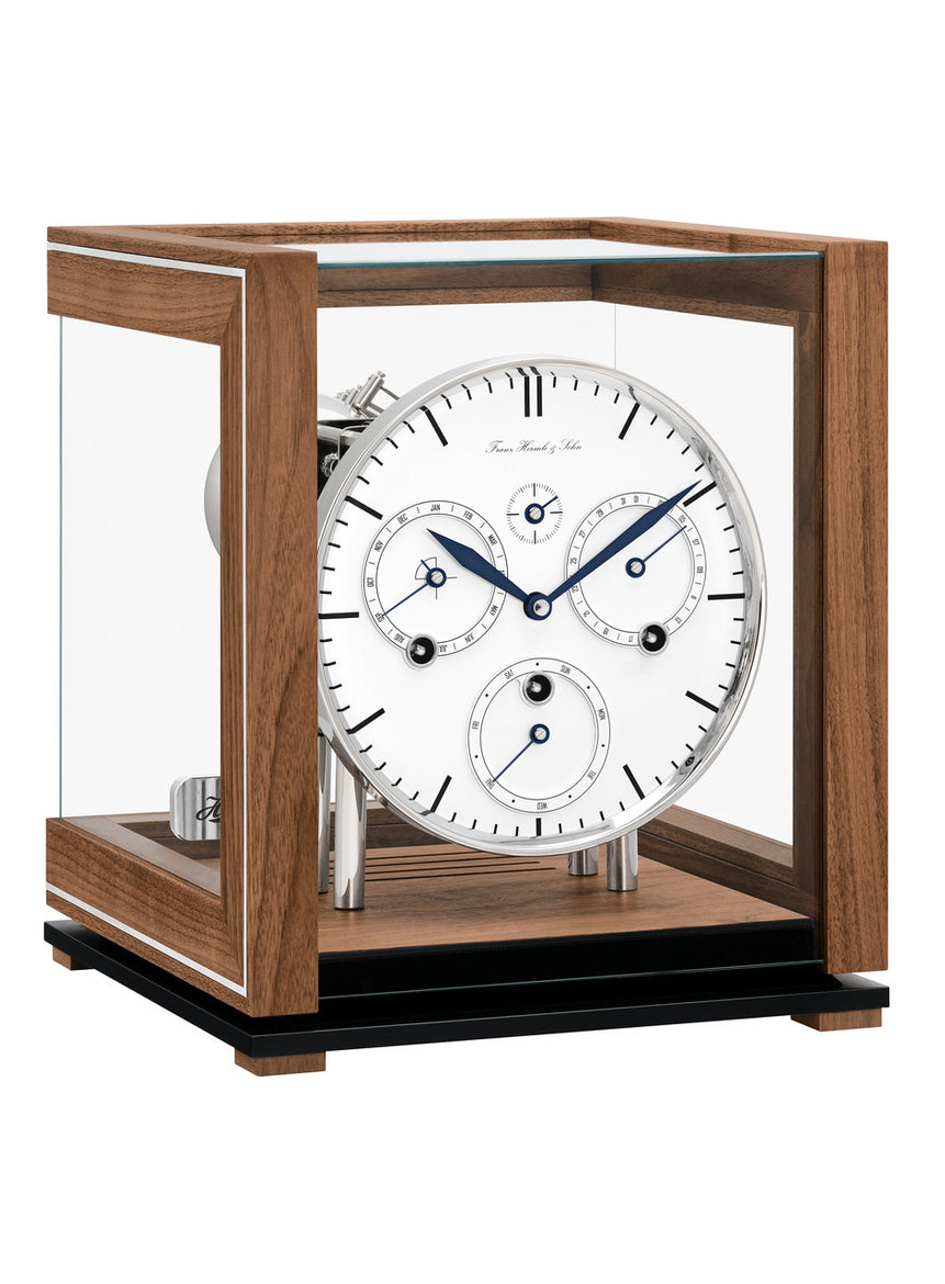 ساعة تقويم دائم Hermle – إصدار محدود