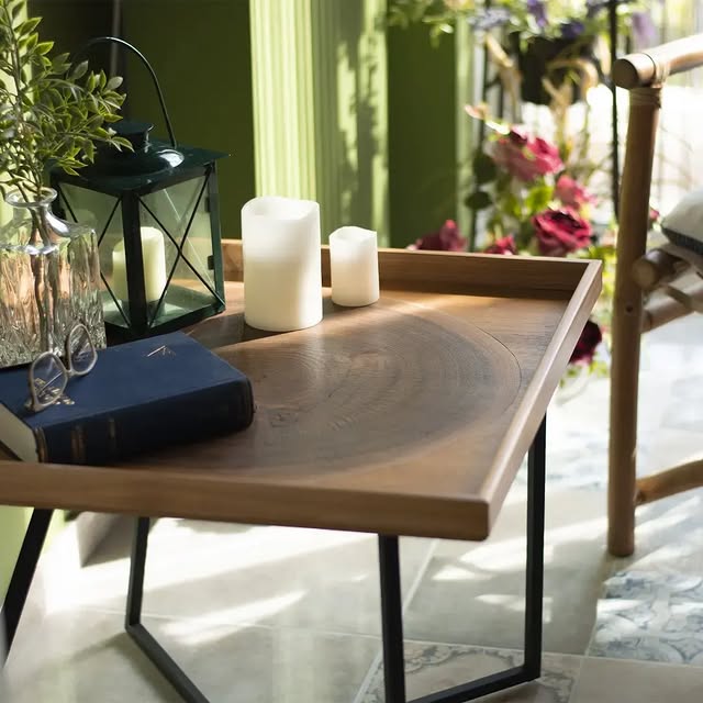 WOODEN TRAY with natural Walnut trunk by Manopoulos - Alternate Angle