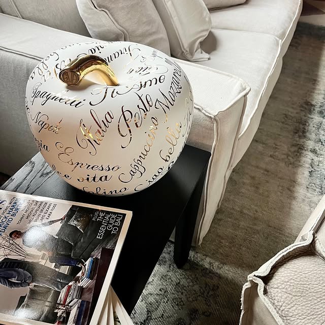 Eva luxury texture SMALL WHITE Love gold