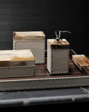 ISSACO - Tray: wood with lacquered black gloss finish. Handles: dark horn and chromed brass by Arcahorn - Close-up