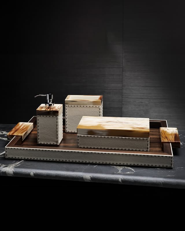 ISSACO - Tray: wood with lacquered black gloss finish. Handles: dark horn and chromed brass by Arcahorn - Alternate Angle