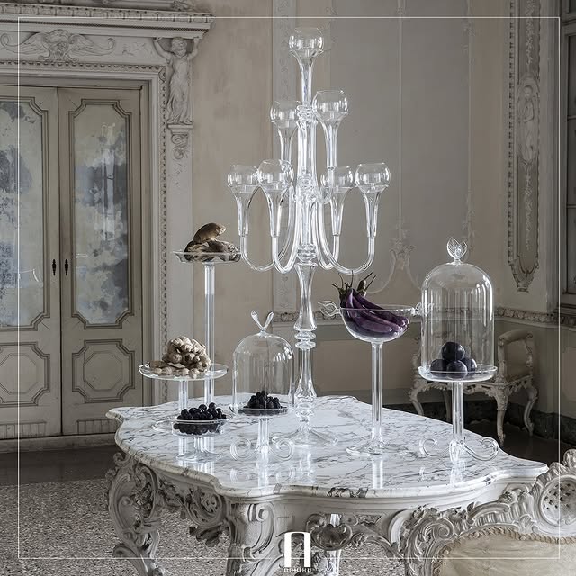 Flo Cake Holder Medium – Elegant Handmade Glass Piece by Abhika - Detail View