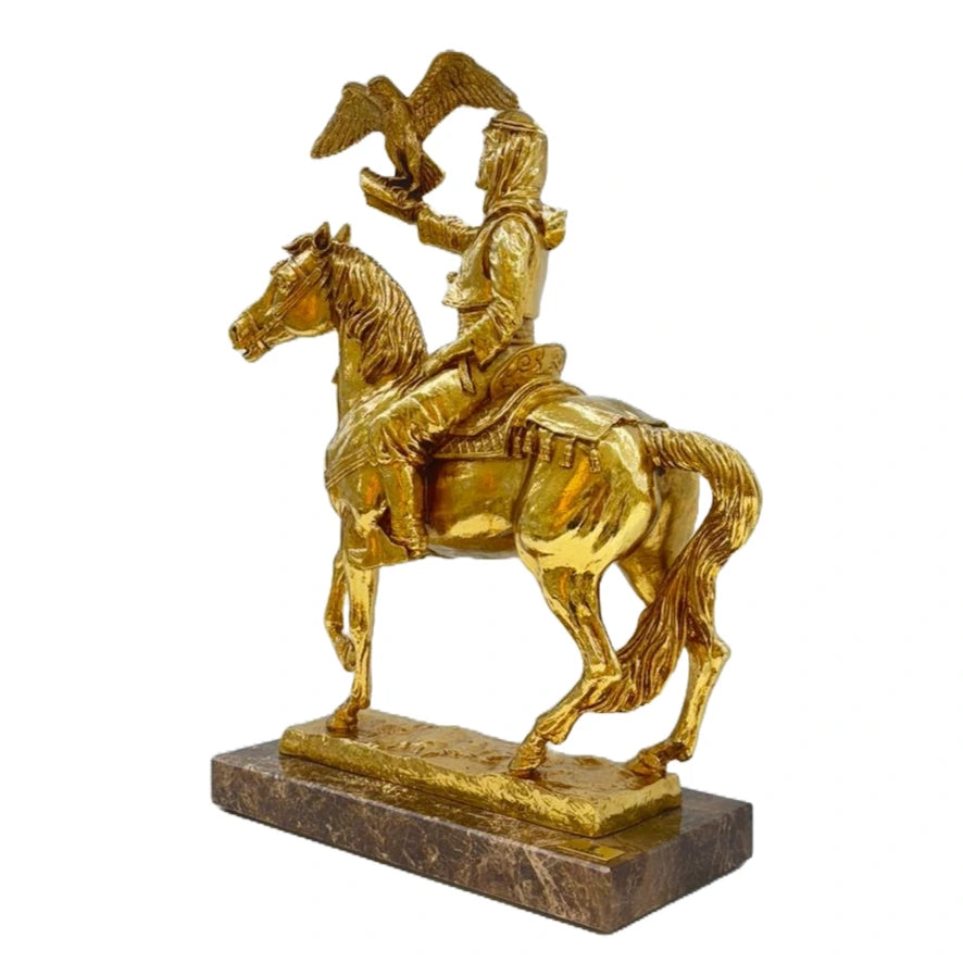 Golden Arabian Rider with Falcon – Luxurious Artistic Sculpture by Anglada Esculturas - Close-up