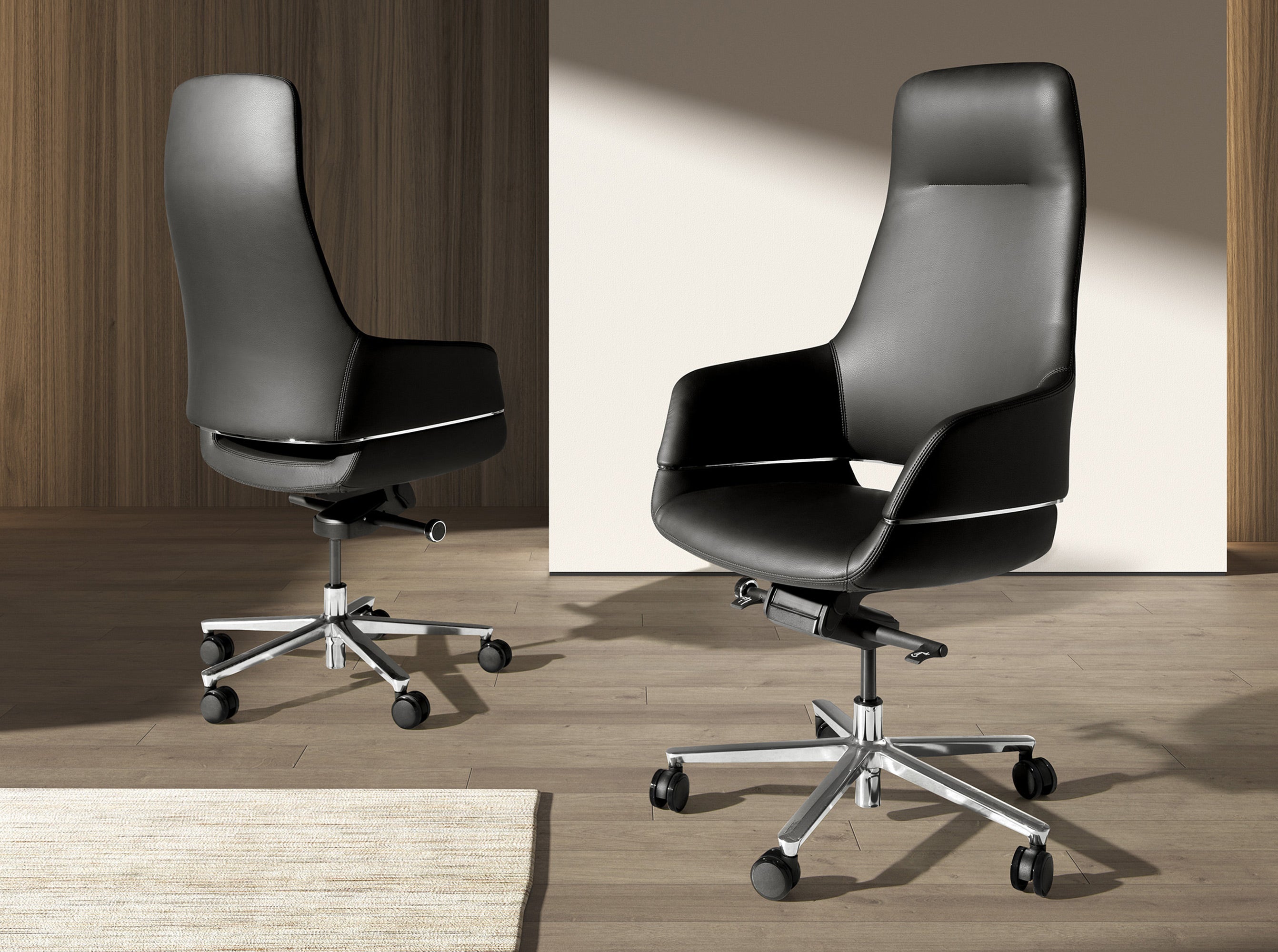 Black leatherette swivel office chair