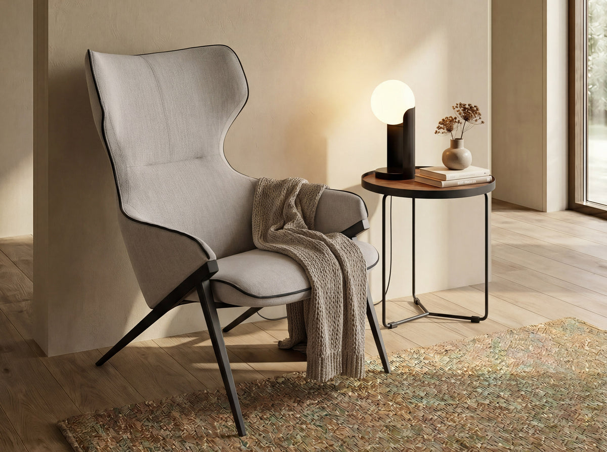 Table lamp in white glass and black steel
