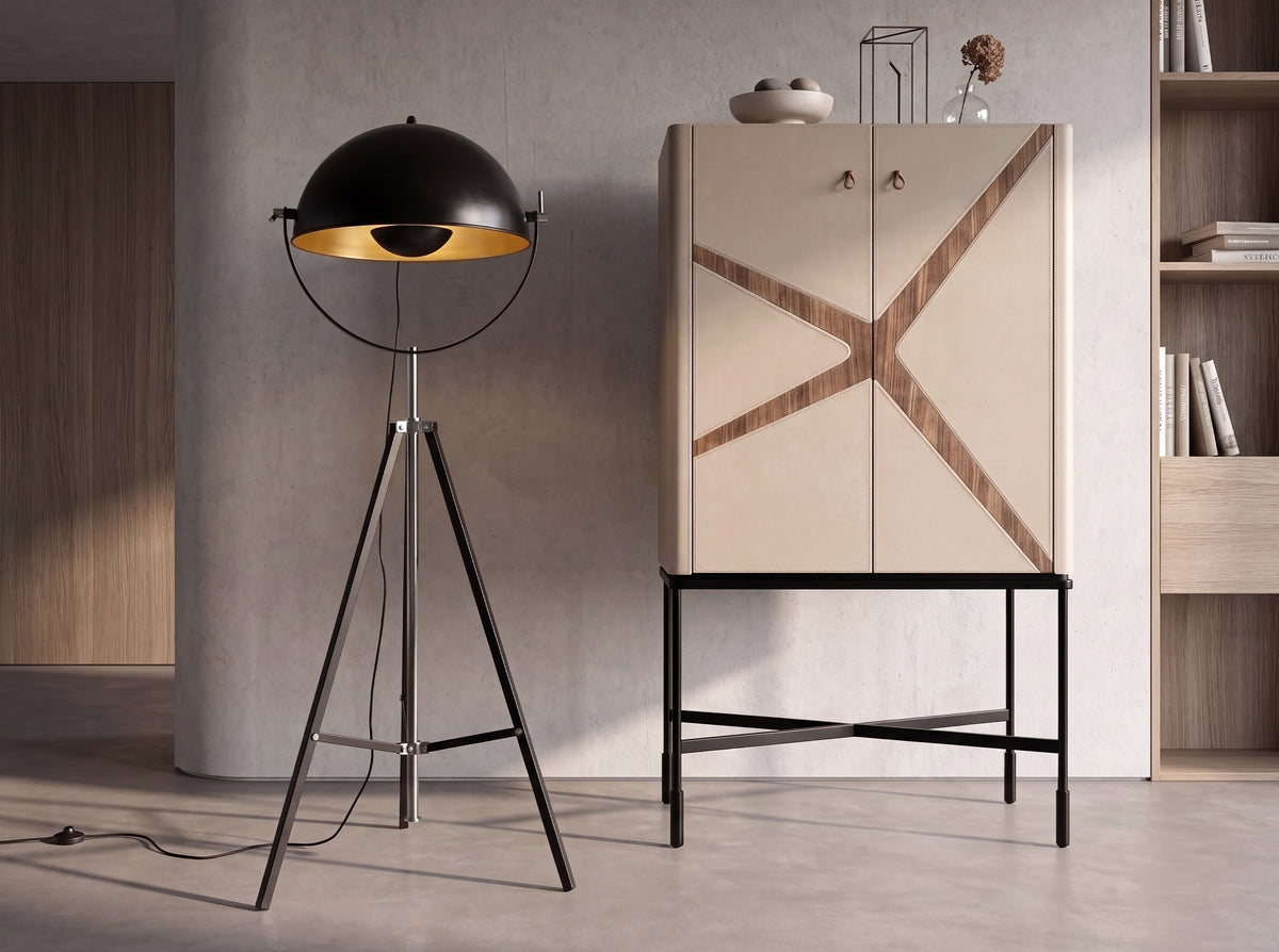 Floor lamp in black steel and polished gold steel