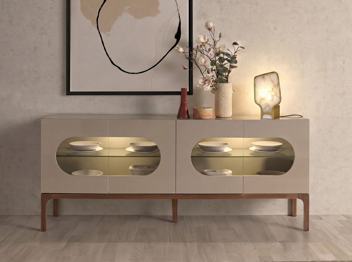 Table lamp in natural Alabaster stone and polished gold steel