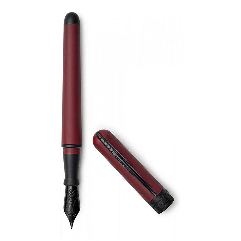 Avatar UR Black Matt Fountain Pen by Pineider - Main View
