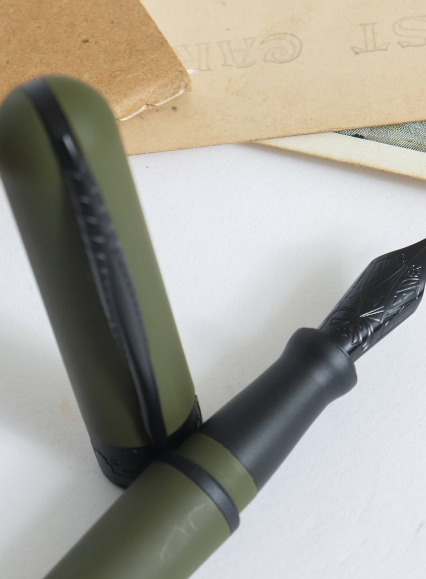 Avatar UR Black Matt Fountain Pen - LAZADO