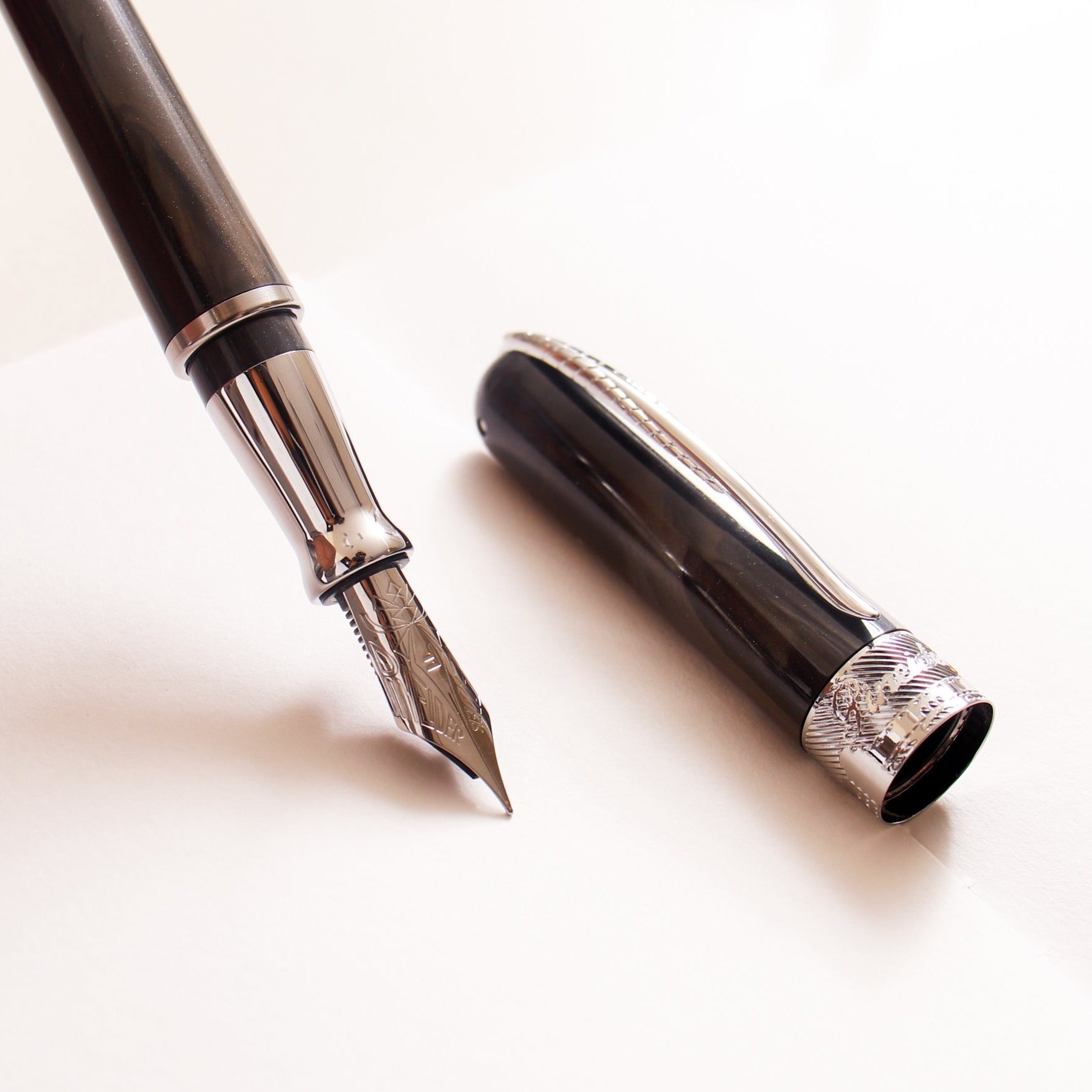 Avatar UR Fountain Pen - LAZADO