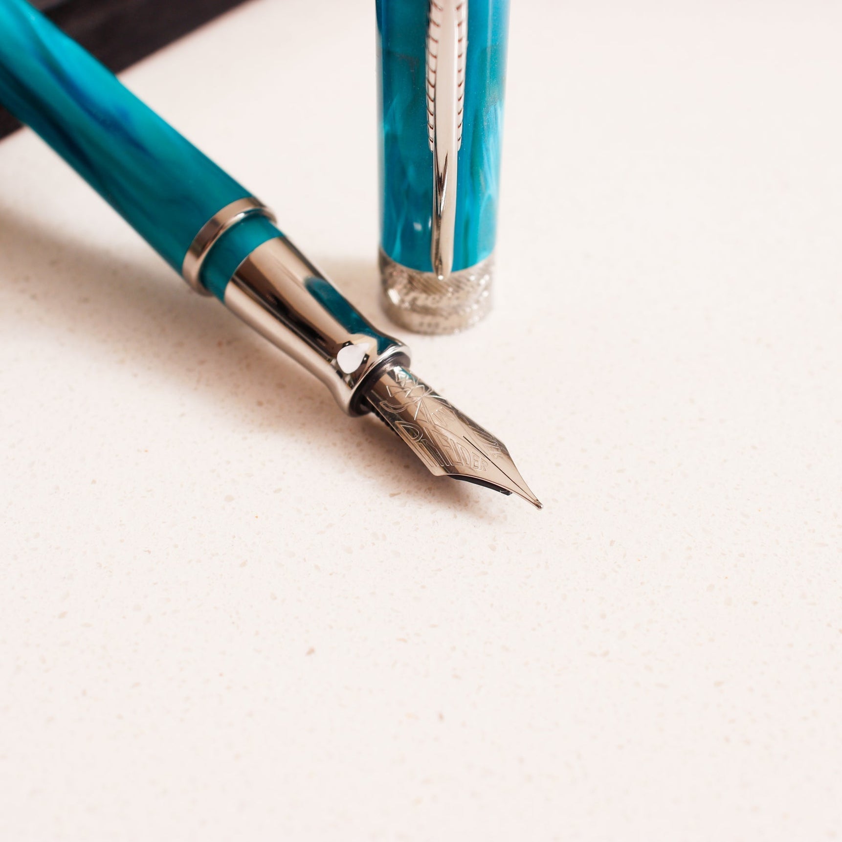 Avatar UR Fountain Pen - LAZADO