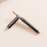 Avatar UR Fountain Pen by Pineider - Close-up