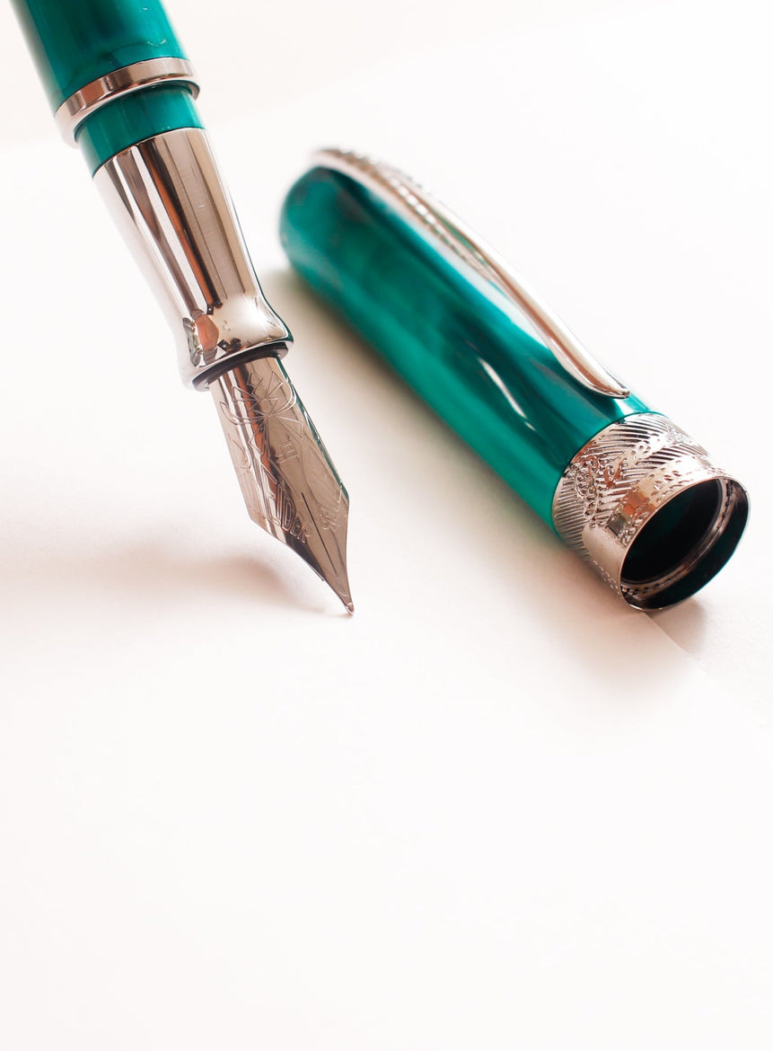 Avatar UR Fountain Pen - LAZADO