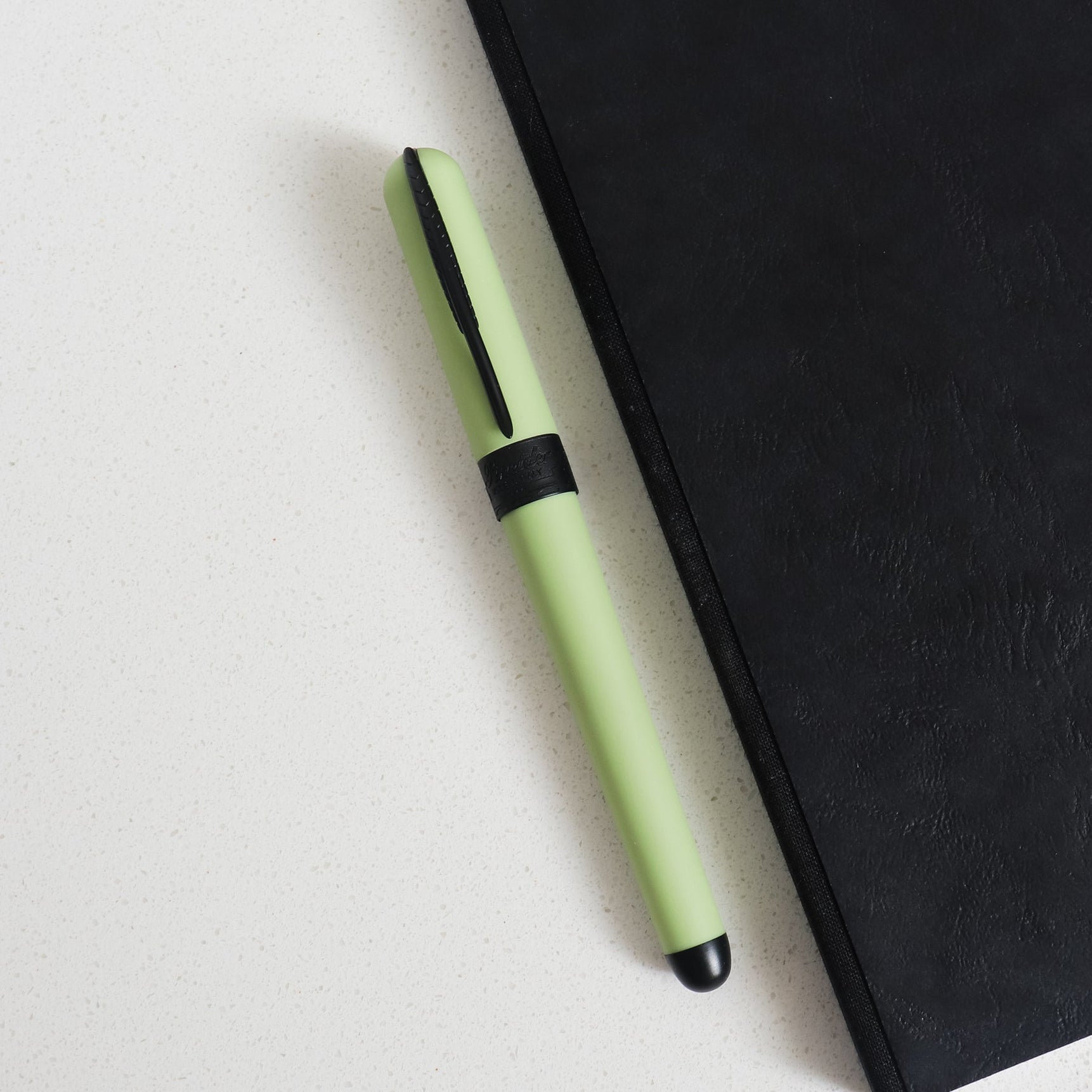 Avatar UR Matt Black Roller - LAZADO