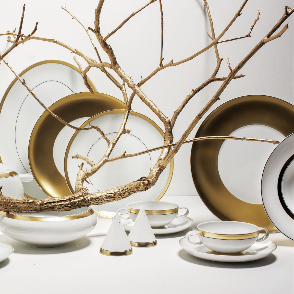 Domo Gold - طقم عشاء (خيارات متعددة)