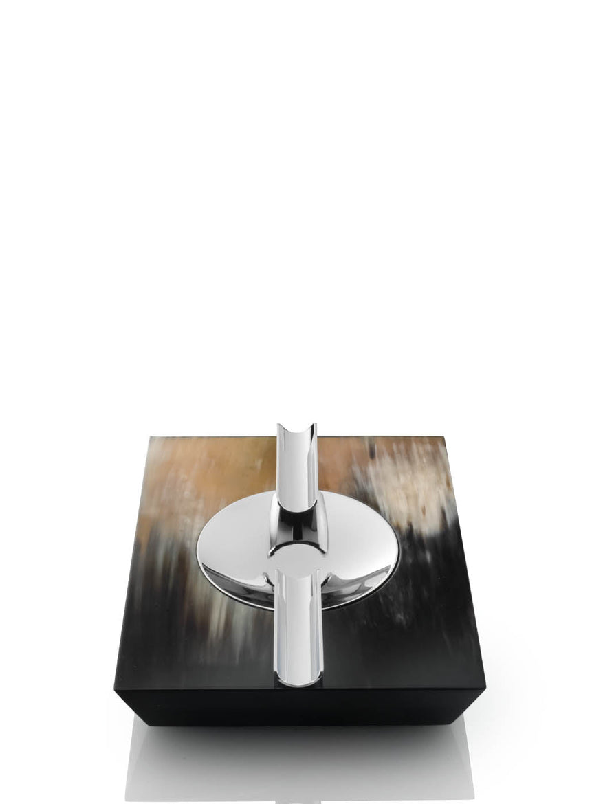 BACCO - Ash tray and lighter in dark horn, wood with lacquered black gloss finish and chromed brass. - LAZADO
