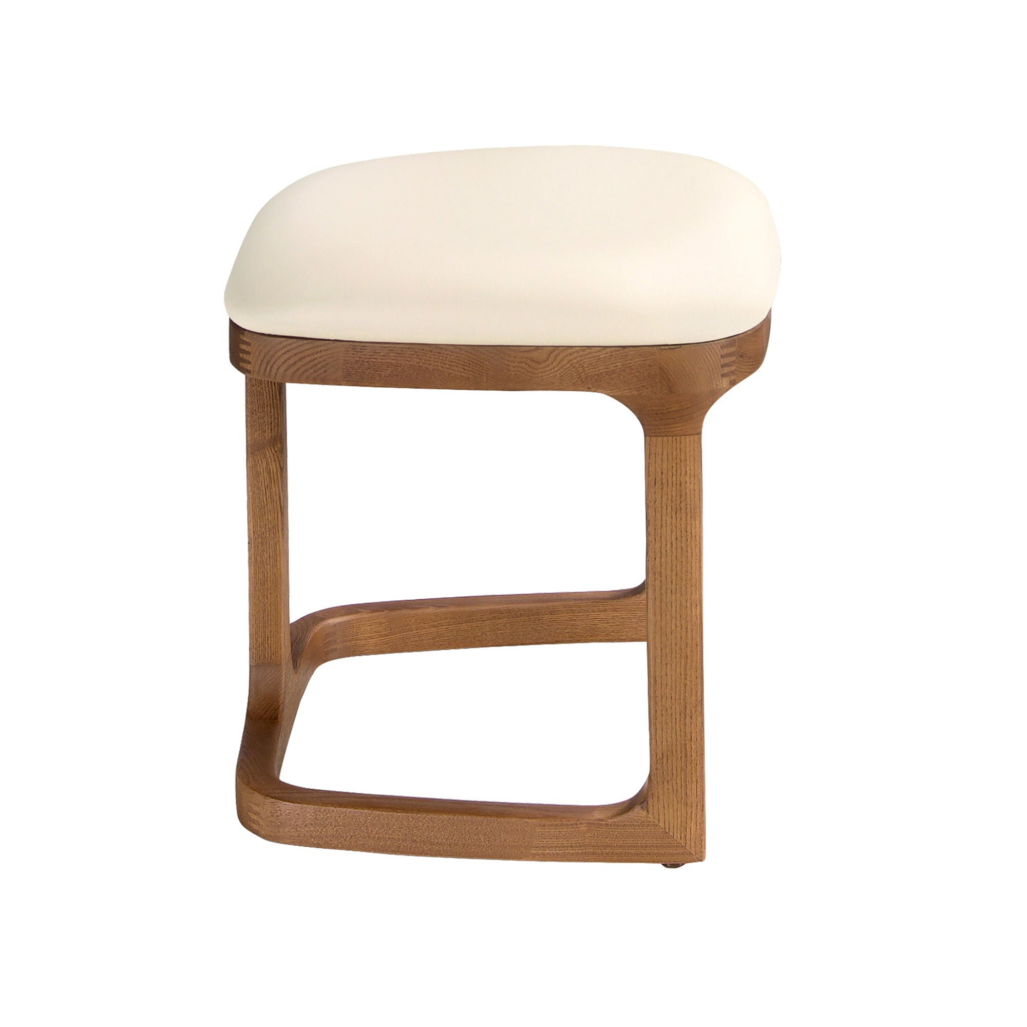Bench in sand-coloured leatherette