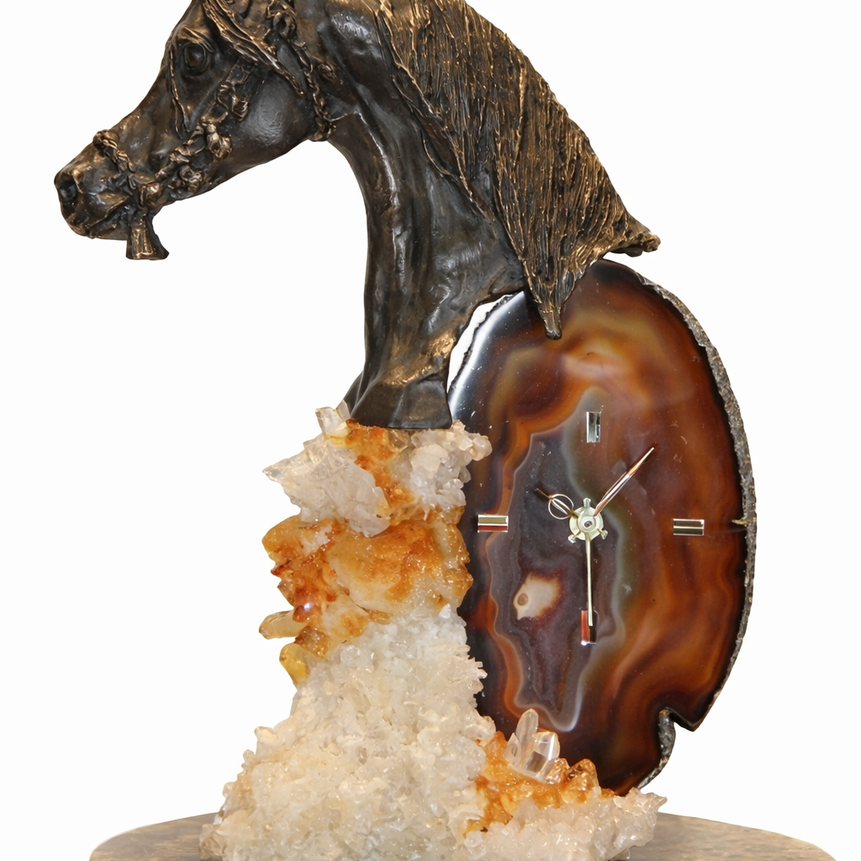 Horse Head - Horse sculptures and clock with precious stones