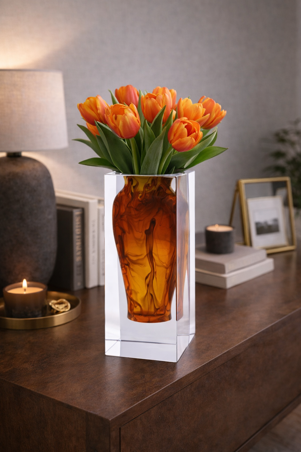 Wide-Mouthed Acrylic Vase – Transparent Brown Mottle
