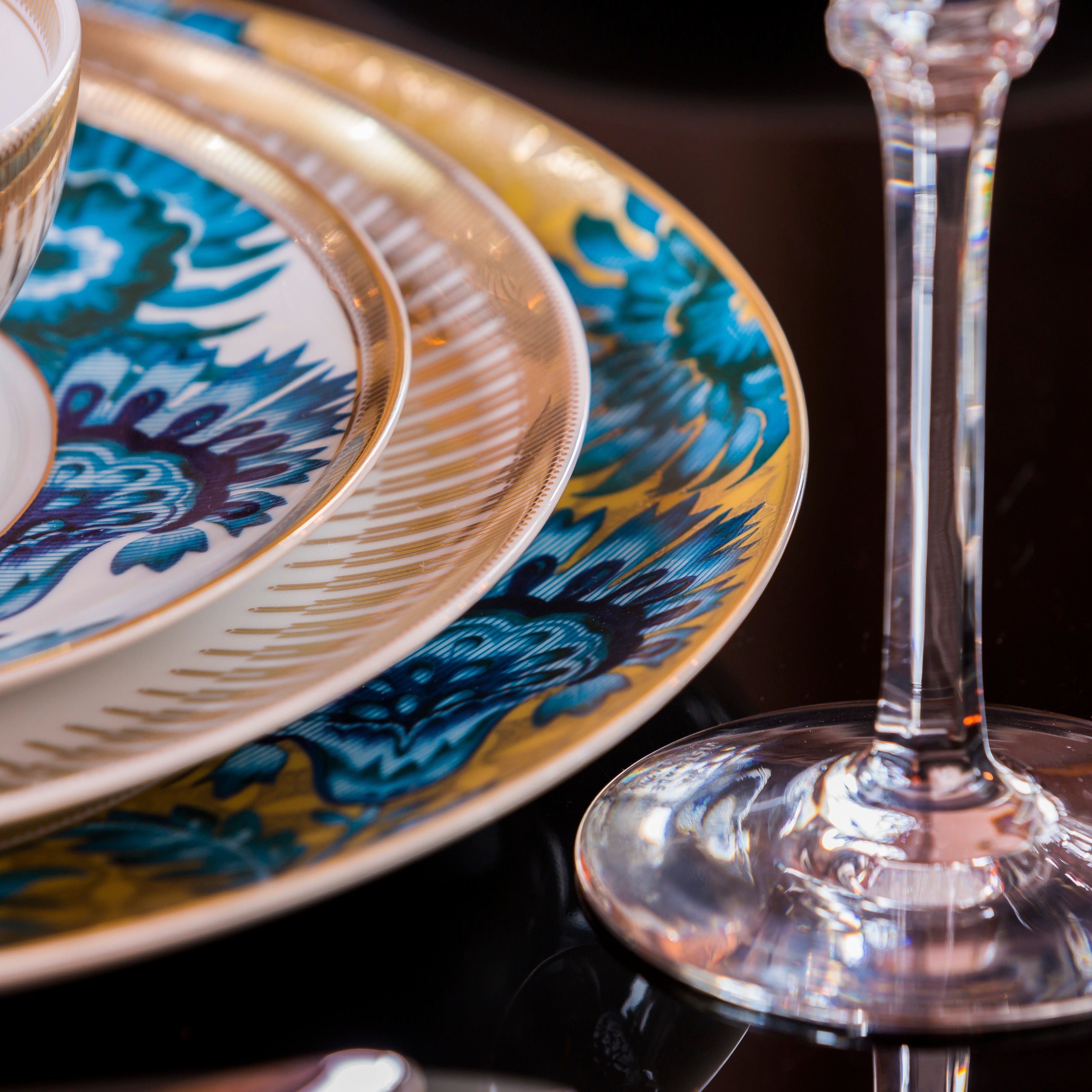 Gold Exotic - Medium Oval Platter - LAZADO