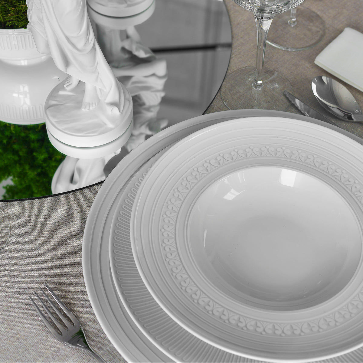 Ornament - طقم عشاء (16 قطعة)