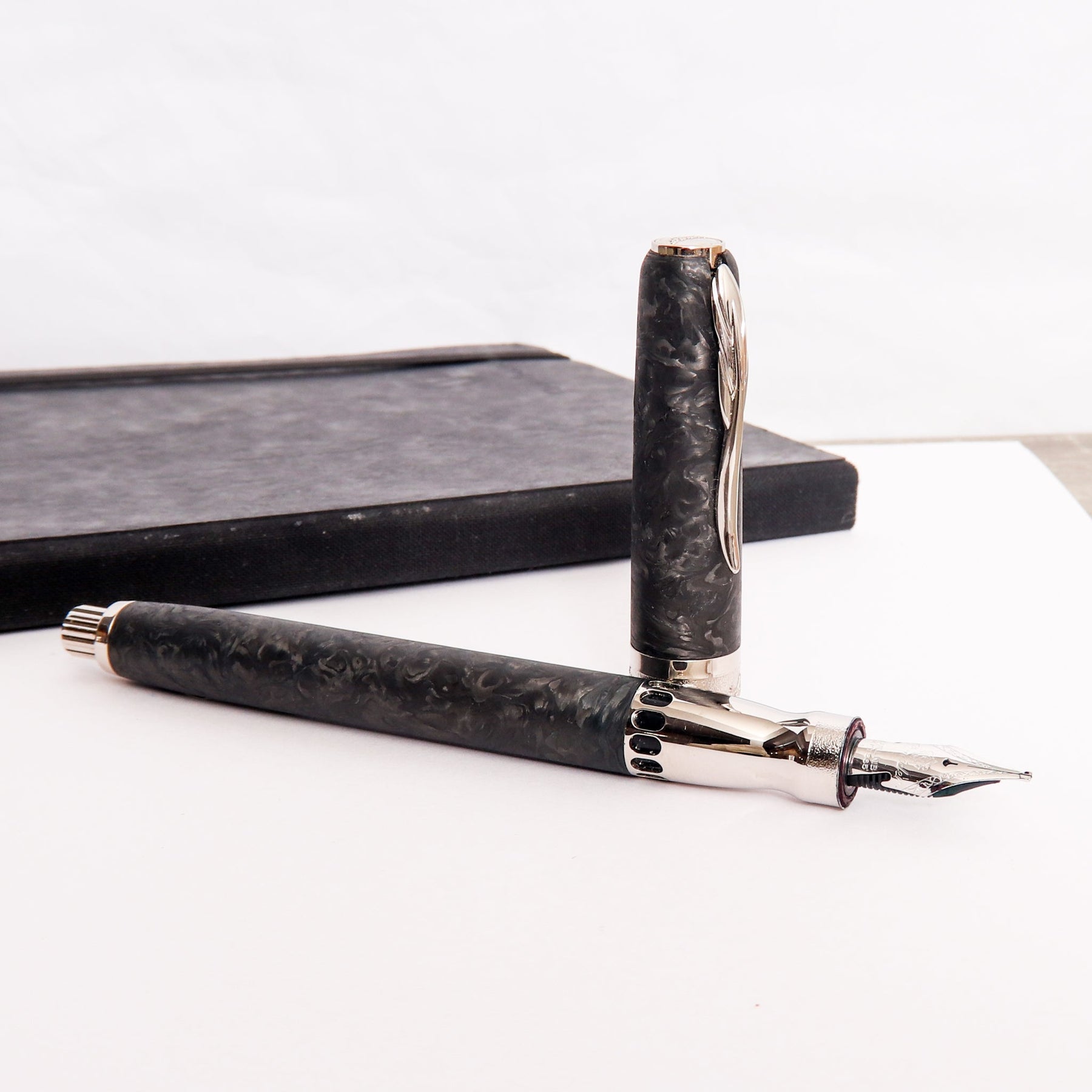 La Grande Bellezza Forged Carbon Fountain Pen - LAZADO