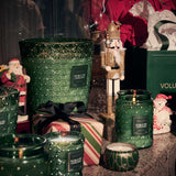 NOBLE FIR GARLAND- 5WICK HEARTH CANDLE 3.5KG by VOLUSPA - Close-up
