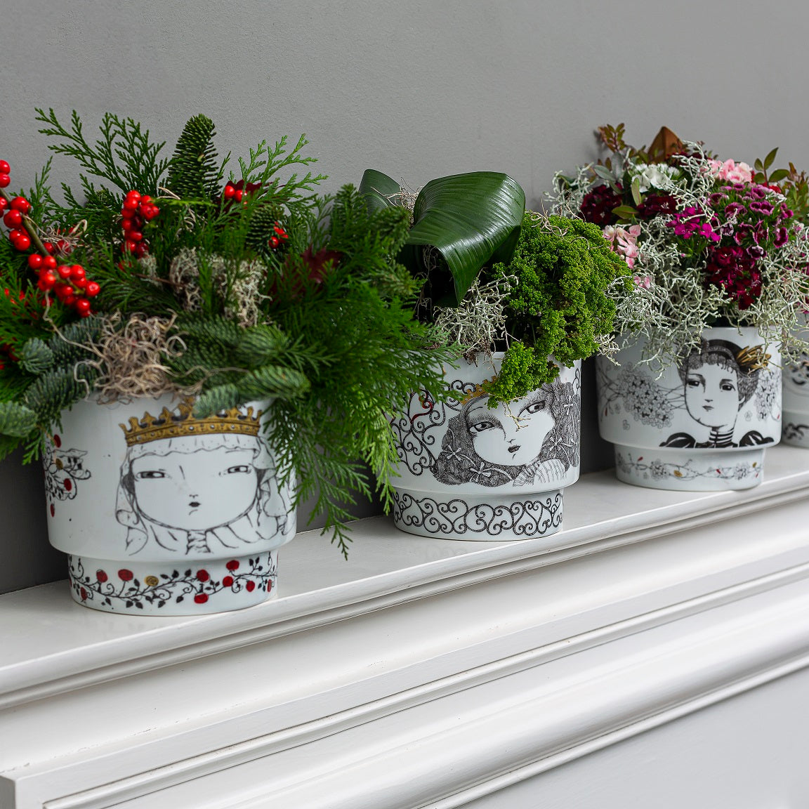 Rainhas de Portugal - Vase Rainha Ines de Castro - LAZADO