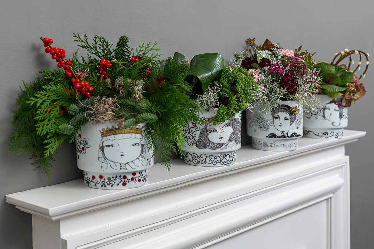 Rainhas de Portugal - Vase Rainha Ines de Castro - LAZADO