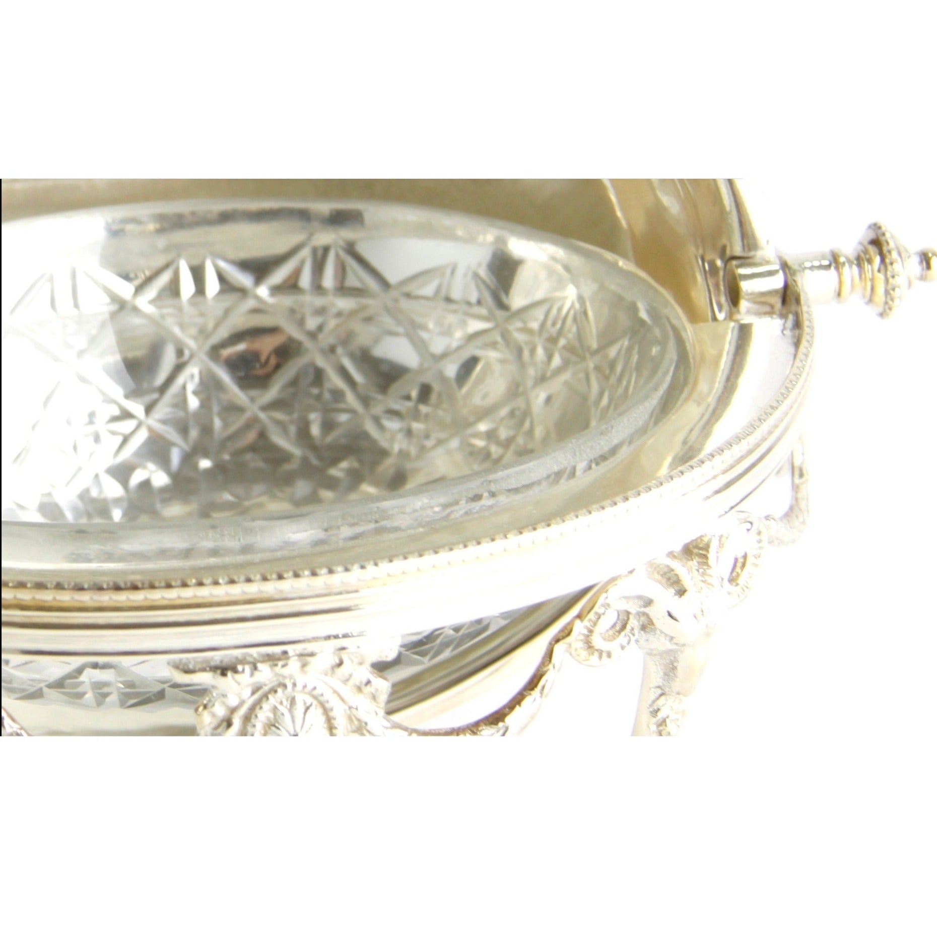 SAUCE BOAT WITH LID by Royal Family - Alternate Angle