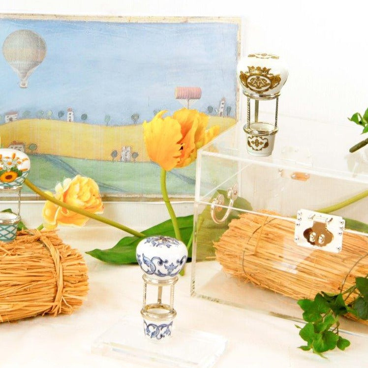 SMALL hot air balloon "FABERGE DREAM" WHITE AND GOLD COLOUR by Royal Family - Alternate Angle