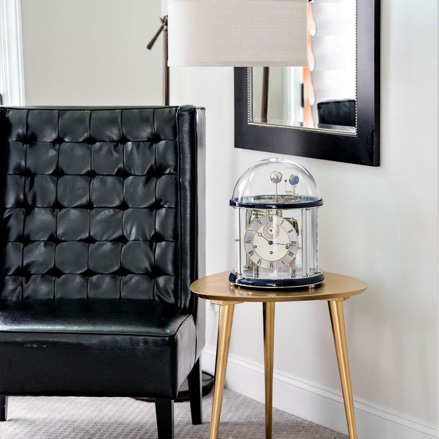 ساعة هيرمل تيلوريوم 11 الفلكية بقاعدة زرقاء