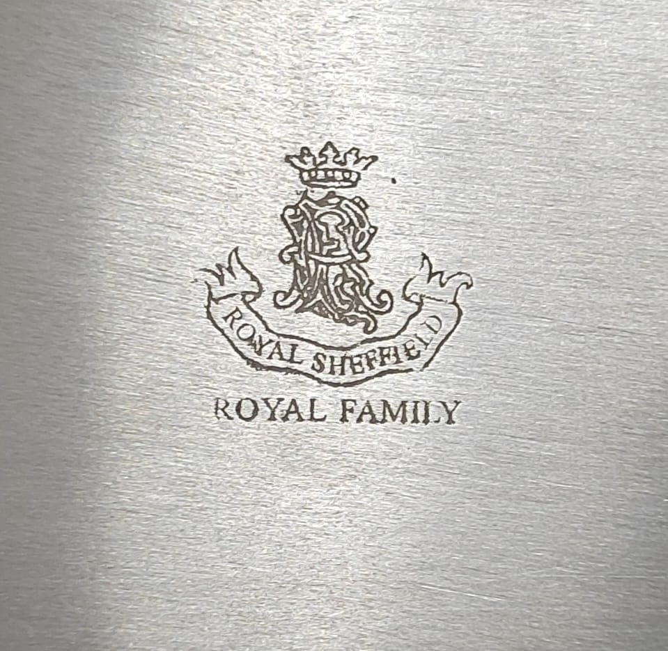 TRAY - 35*56cm by Royal Family - Close-up