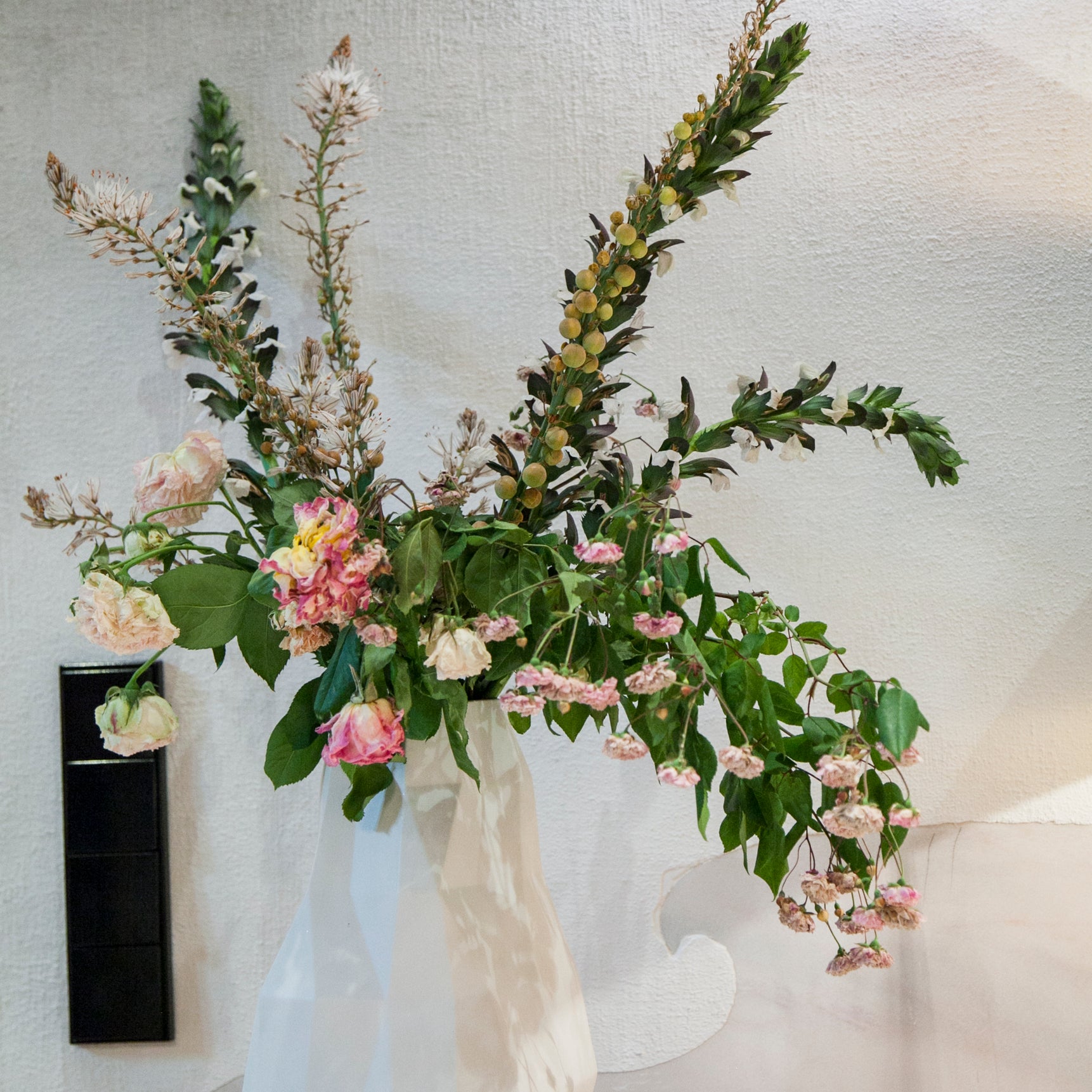 Tall Vase QUARTZ - LAZADO